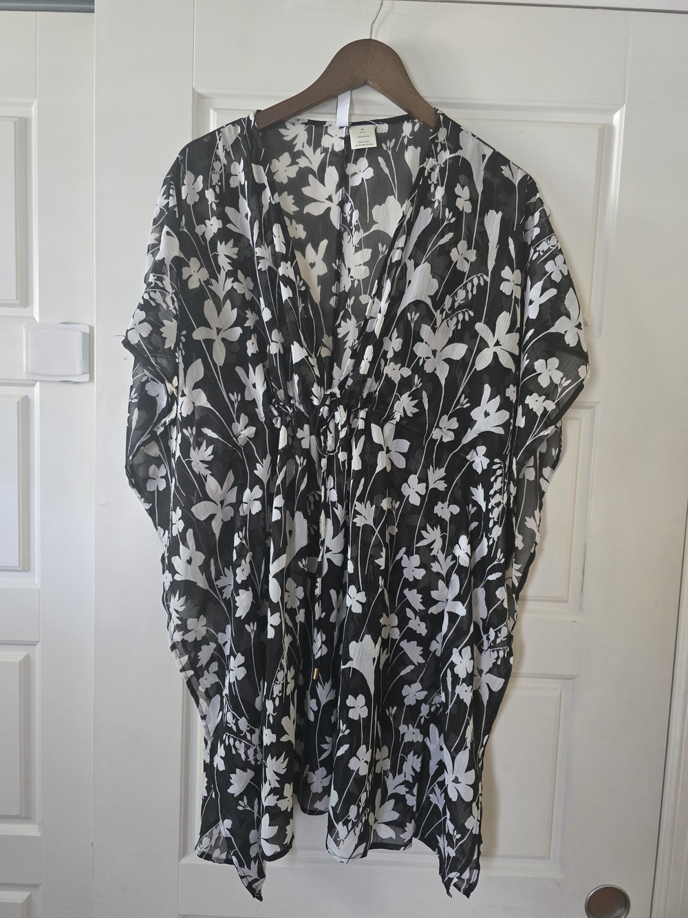 Ellen Tracy Black & White Floral Swim Coverup